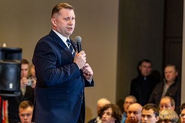 Przemysław Czarnek w Jeleniej Górze