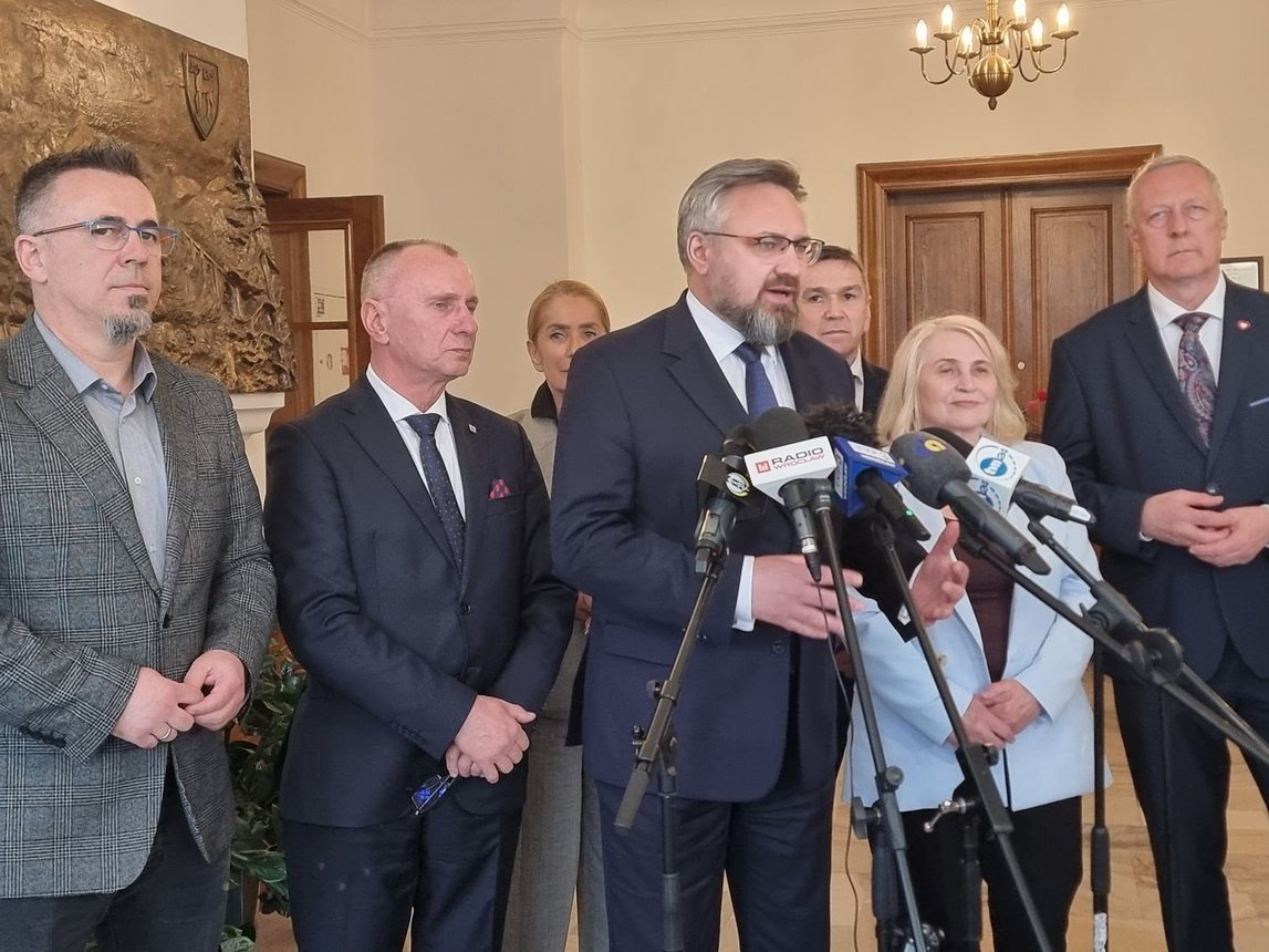 Poselska komisja debatowała o powodzi