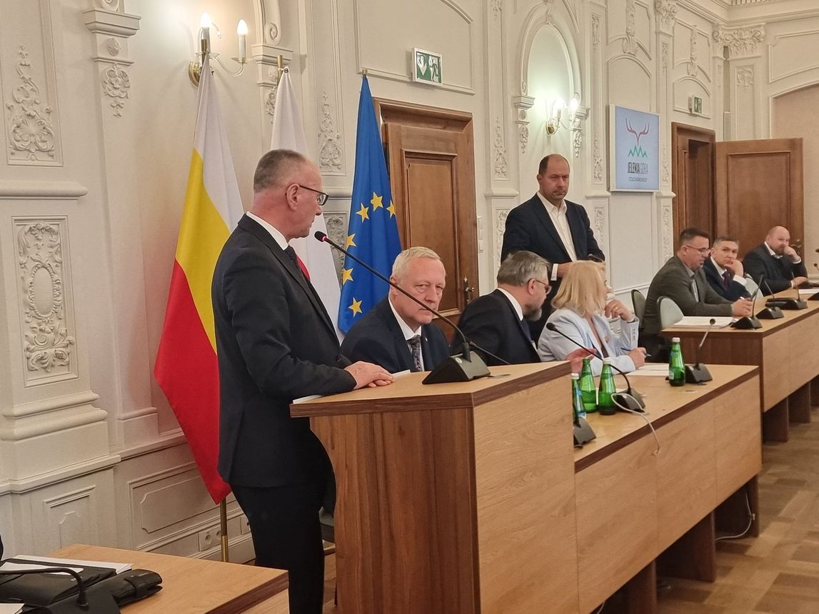 Poselska komisja debatowała o powodzi