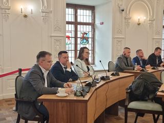 Poselska komisja debatowała o powodzi