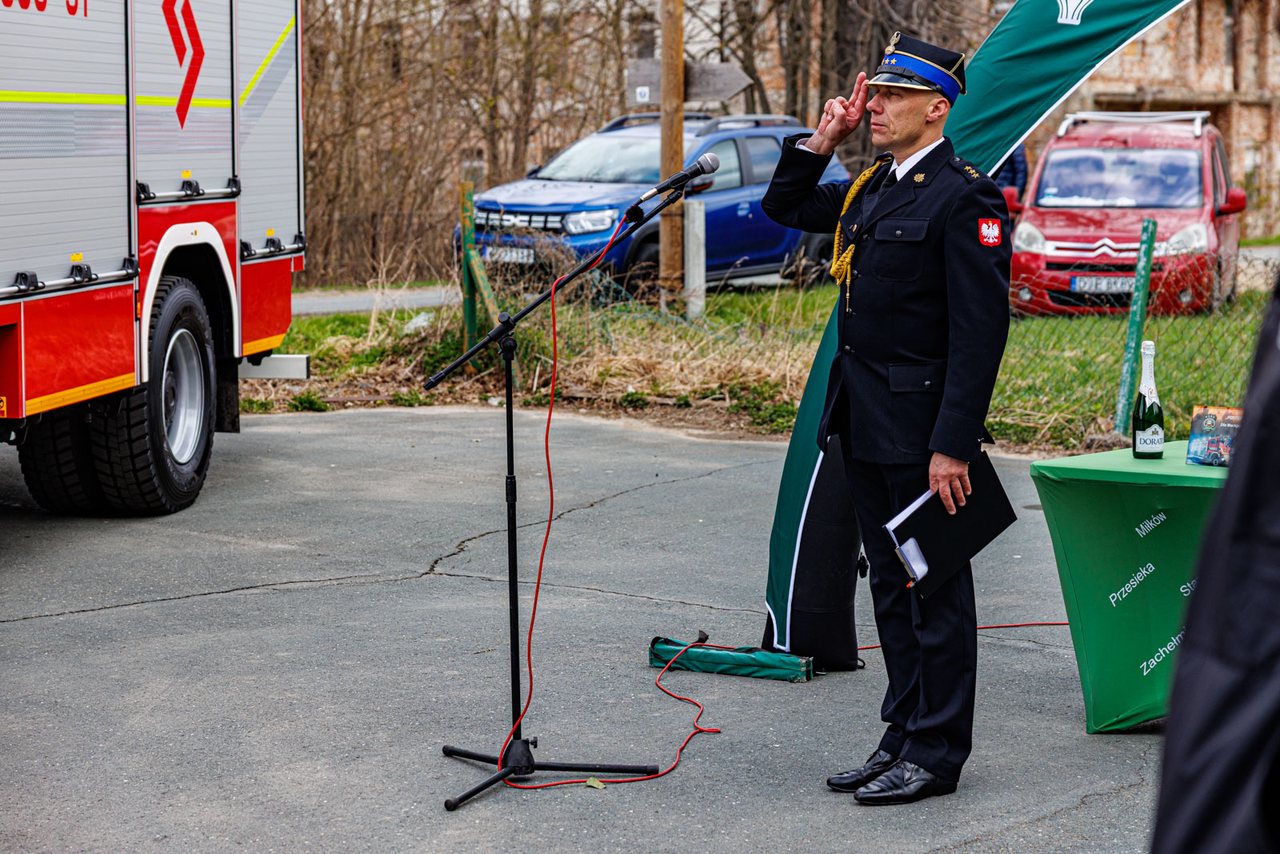 Nowy wóz dla OSP Sosnówka