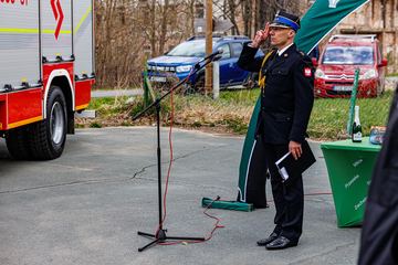 Nowy wóz dla OSP Sosnówka