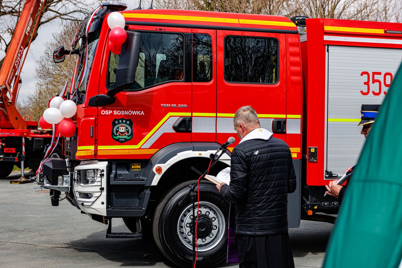 Nowy wóz dla OSP Sosnówka