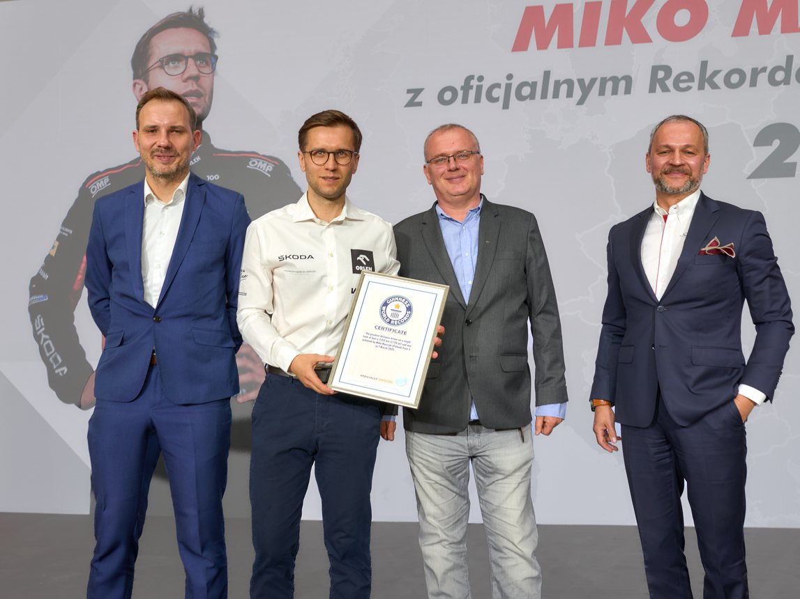 Pobił Rekord Guinnessa, 2831 km na jednym baku