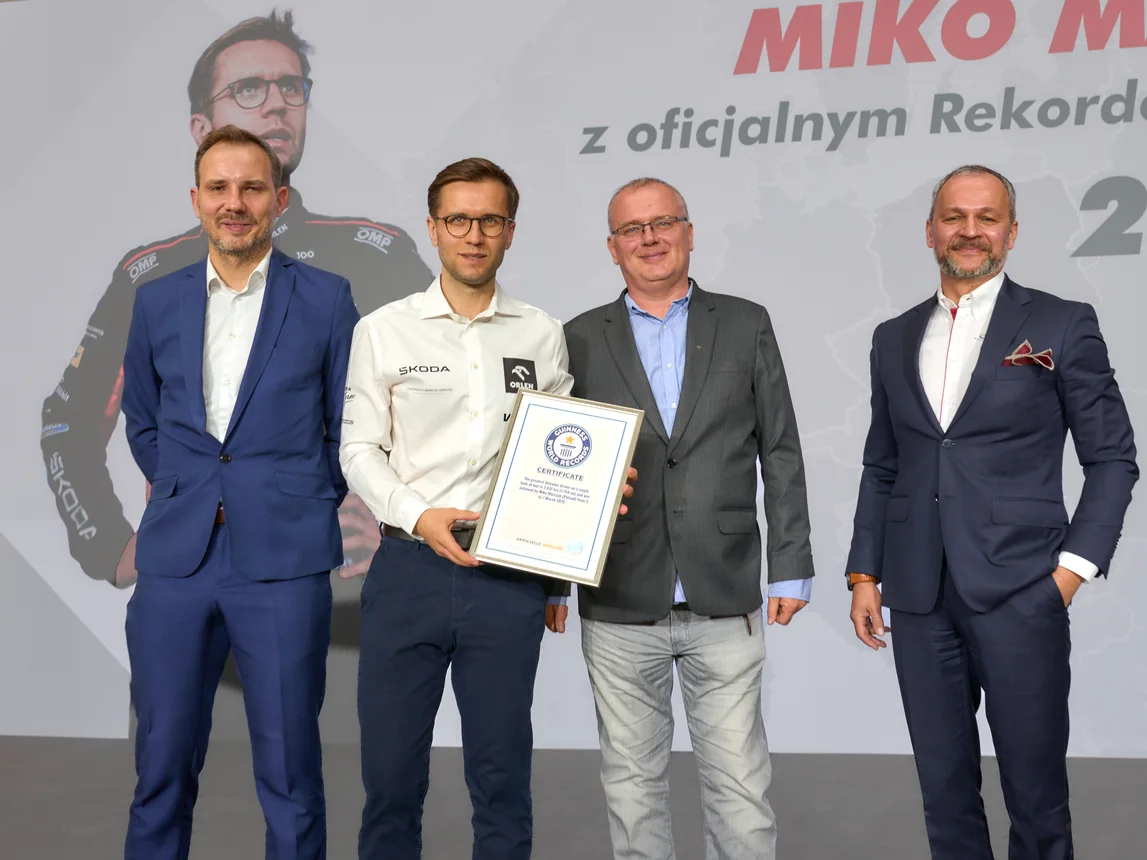 Pobił Rekord Guinnessa, 2831 km na jednym baku