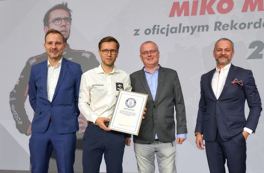 Pobił Rekord Guinnessa, 2831 km na jednym baku