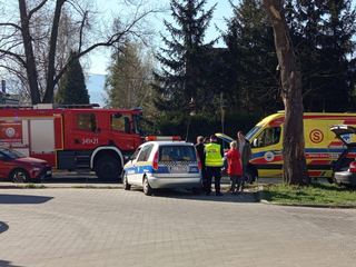 Kolizja Audi z karetką w Cieplicach