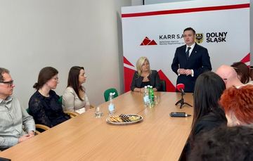 Minister Michał Jaros z wizytą w KARR S.A.
