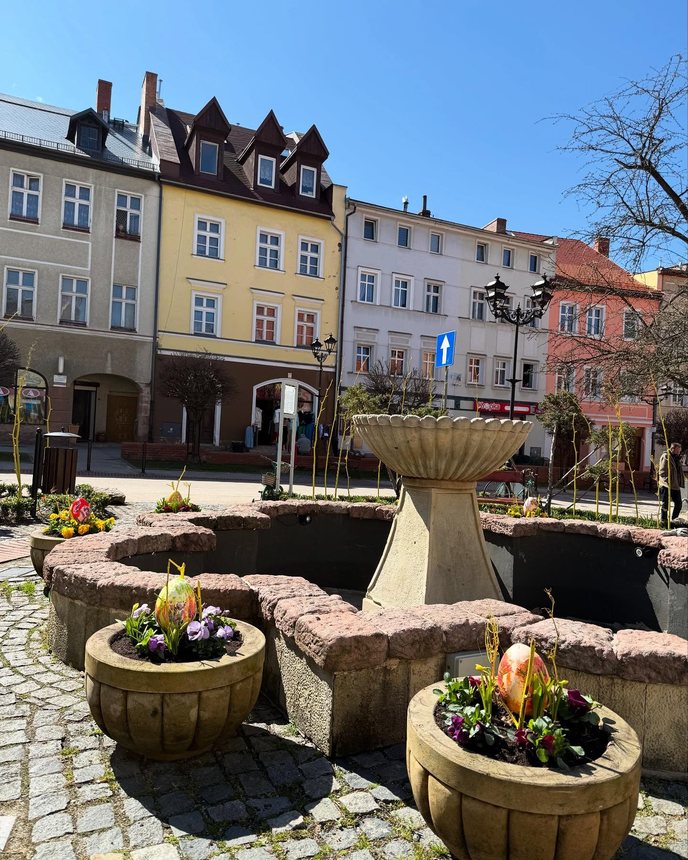 Wielkanocne dekoracje na starówce