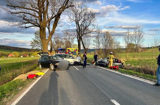 Zderzenie 4 samochodów
