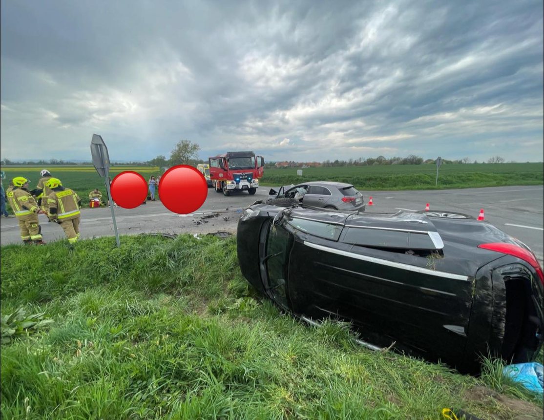 Samochód sam wezwał służby