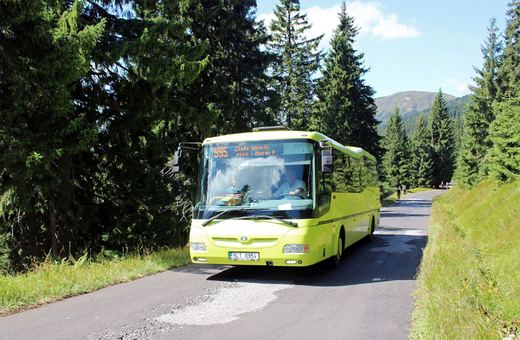 Mniej kursów autobusów w Karkonoszach?