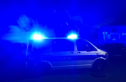 Policjanci uratowali starszą panią