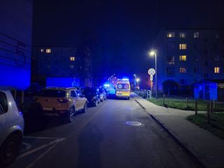 Policjanci uratowali starszą panią