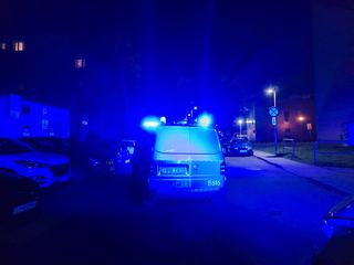 Policjanci uratowali starszą panią
