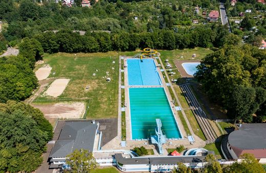 Miasto bierze pożyczkę na remont basenu