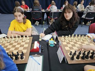 Na starcie Kasia, Oliwia, Weronika, Karolina i Ela