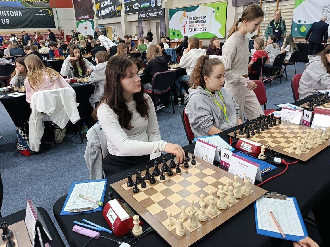 Na starcie Kasia, Oliwia, Weronika, Karolina i Ela