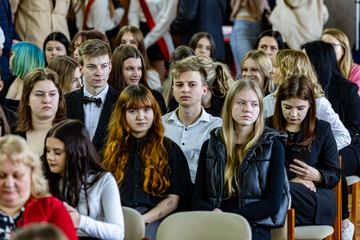 Ostatni dzwonek za nimi – przed nimi matura