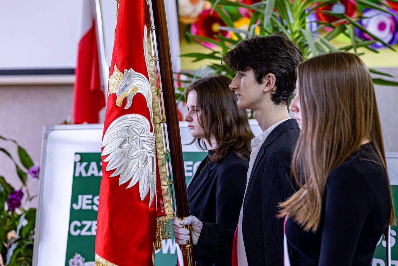 Ostatni dzwonek za nimi – przed nimi matura