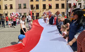Uroczyście dla Biało–Czerwonej