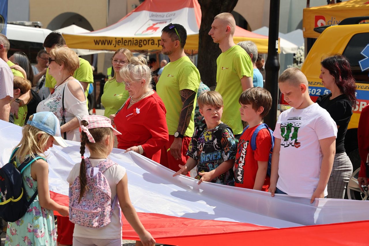 Uroczyście dla Biało–Czerwonej