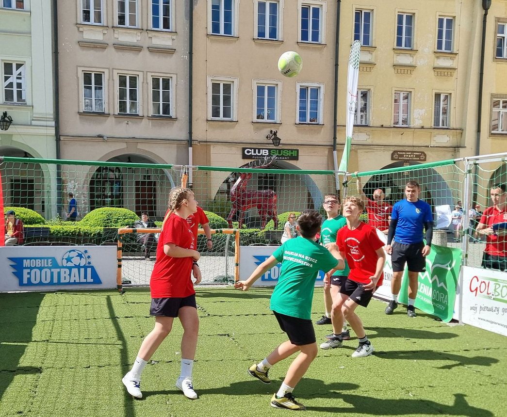Piknik służb mundurowych na Święto Flagi
