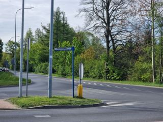 Rondo zablokowane przez biurokrację