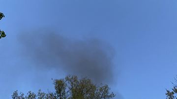 Ogień altanki przy stolarni