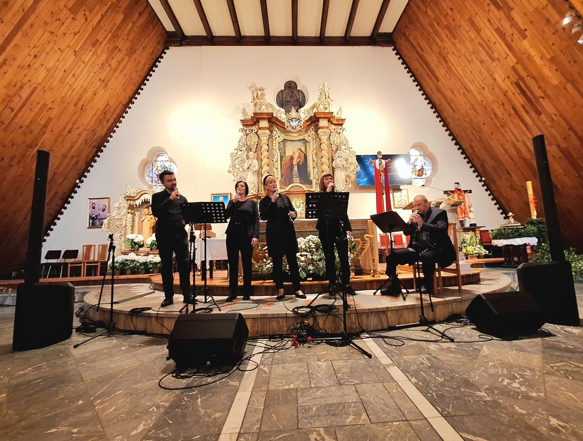 Muzyczna uczta z powiatem