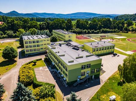 Fundacja PGE pomaga szkole po zalaniu