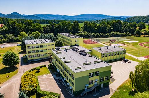 Fundacja PGE pomaga szkole po zalaniu