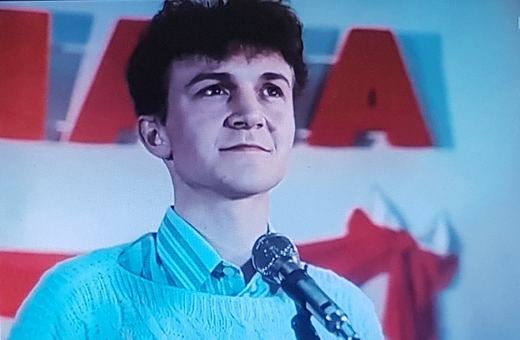 Poznajesz? Ten chłopak jest dziś znanym aktorem Norwida
