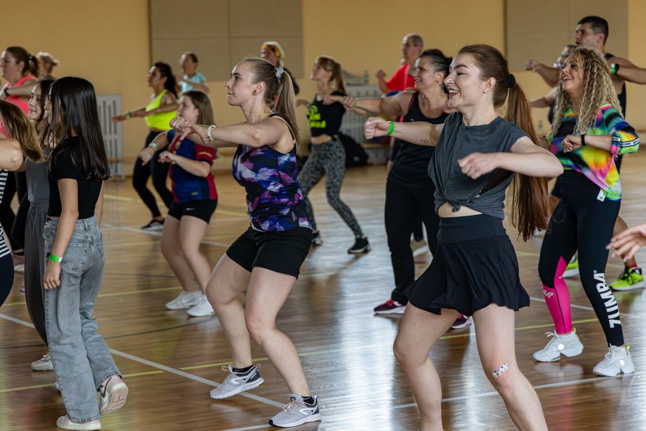 Tańczyli zumbę dla Karoliny