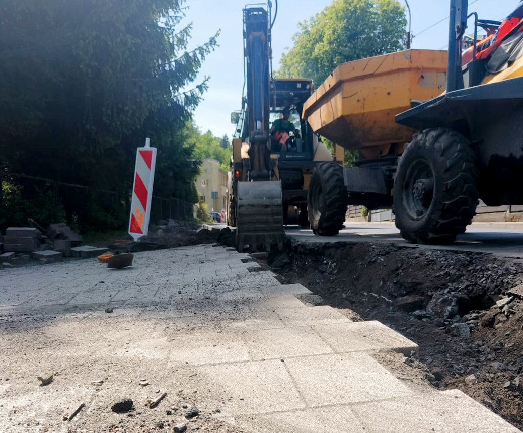 Remont drogi Podgórzyn–Przesieka trwa