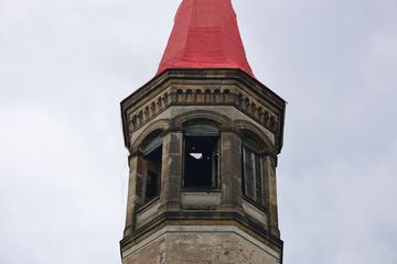 Spór o wieżę w Miłkowie