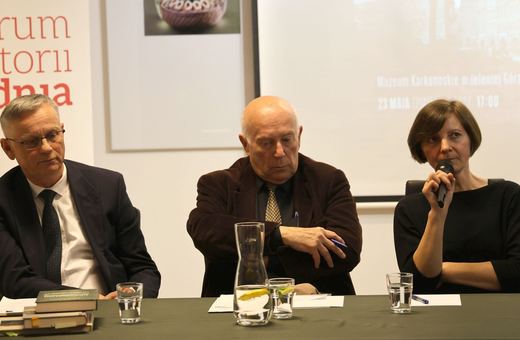 Debata o pojednaniu w Muzeum Karkonoskim