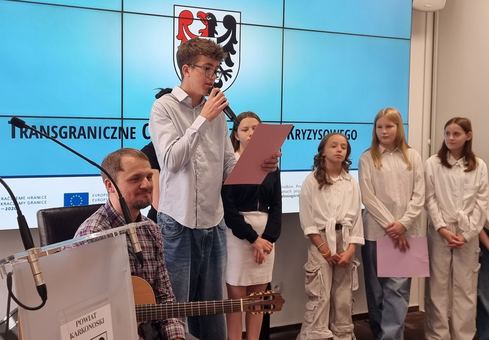 Podziękowania dla Starostwa od dzieci