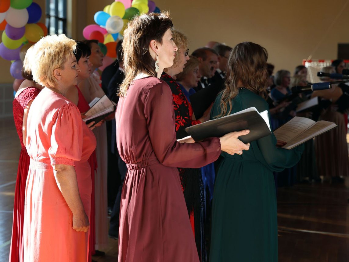 Muzyczny prezent dla rodziców w SP nr 8