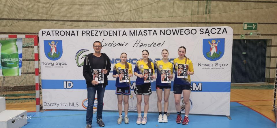 Dziewczyny z Norwida czwarte w Polsce!