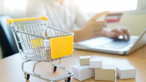 Jak budować markę w dropshippingu, by wybić się spośród konkurencji?