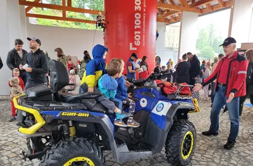 Dzień Dziecka z GOPR w Pałacu Sobieszów
