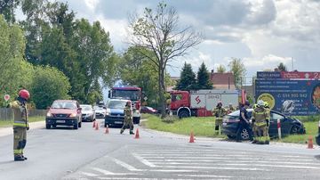Groźne zderzenie busa i Hondy