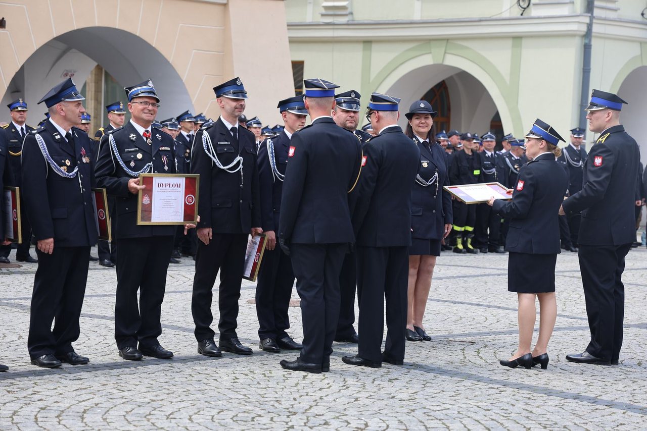 Strażacy docenieni za codzienną odwagę i poświęcenie