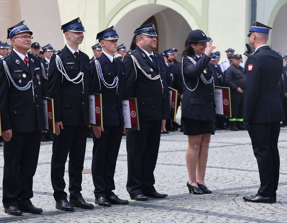 Strażacy docenieni za codzienną odwagę i poświęcenie