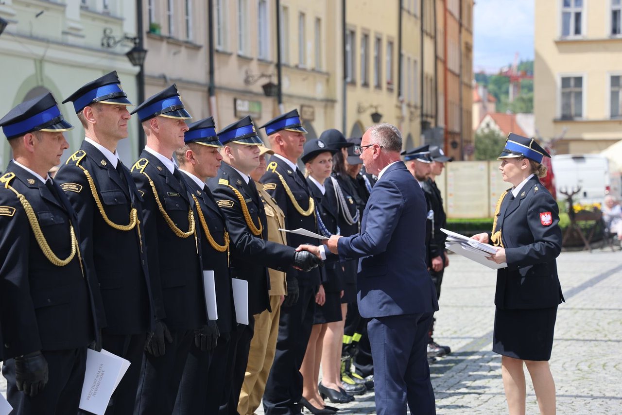 Strażacy docenieni za codzienną odwagę i poświęcenie
