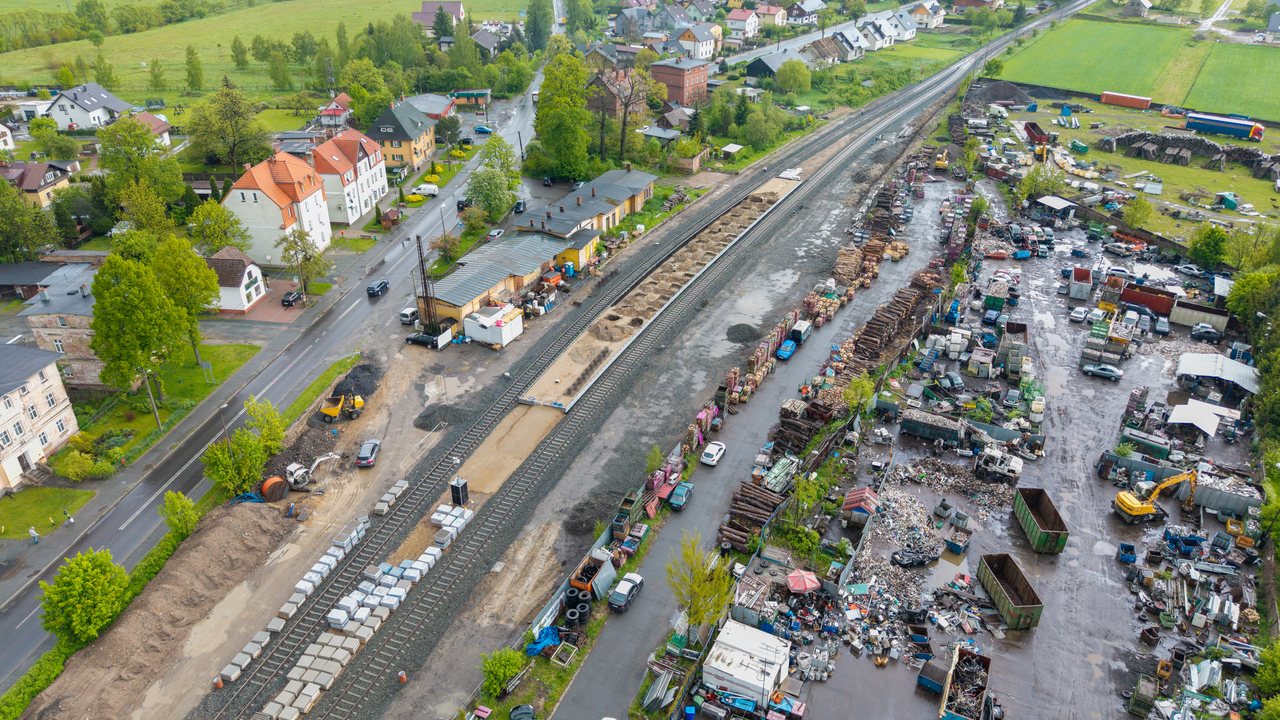 Z Mysłakowic do Kowar po nowych torach