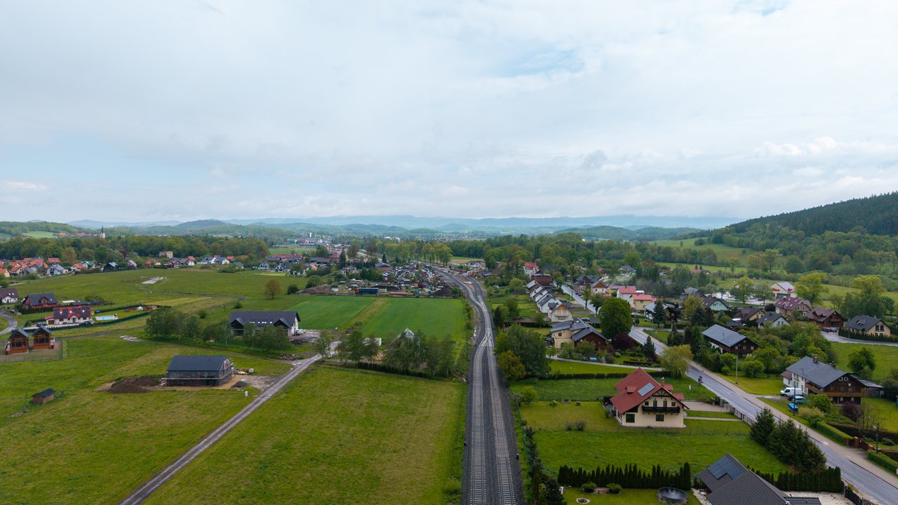 Z Mysłakowic do Kowar po nowych torach
