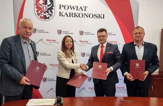 Nowe rondo na drodze do Karpacza – podpisano umowę
