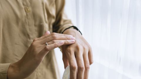 Cera naczynkowa – jak ją pielęgnować?